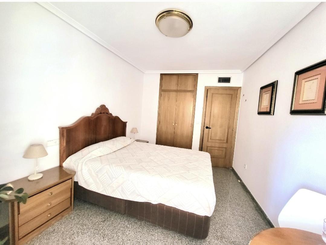 Apartamento Amistosa, Habitacion Con Balcon, Alicante, Playa, Centro, Rambla, Mercado Exterior foto